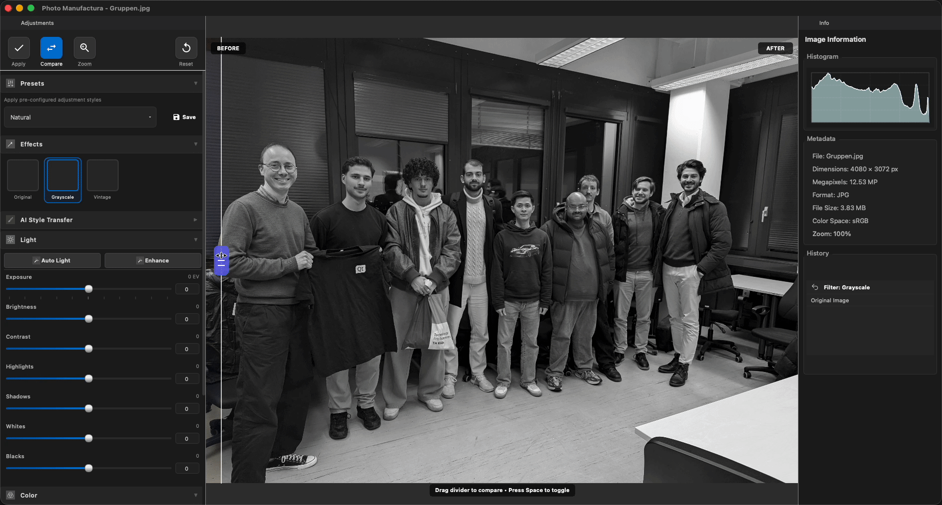 Image of the students loaded in the PhotoManufactura application